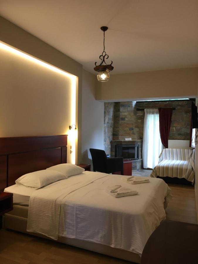 Tasia Mountain Hotel 哈尼亚 外观 照片