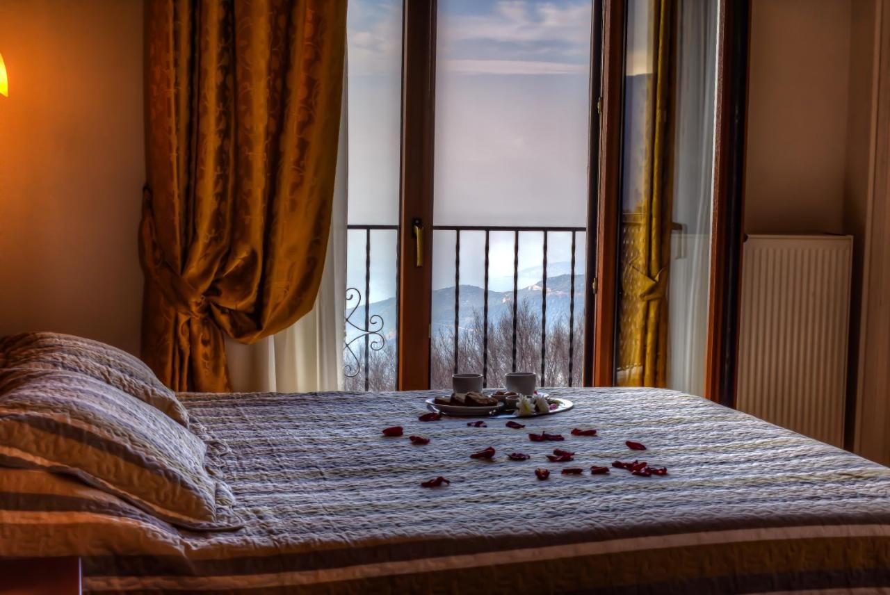 Tasia Mountain Hotel 哈尼亚 外观 照片
